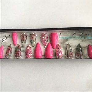 Paradise Authentic custom press on nails